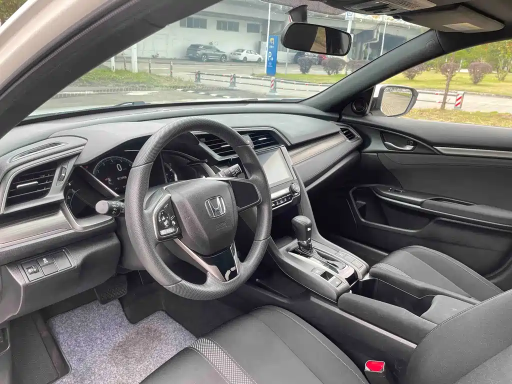 Honda Civic — фото 4