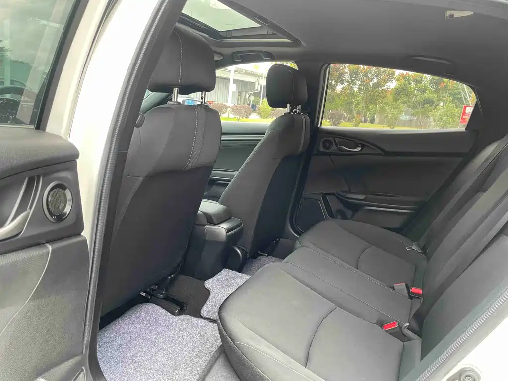 Honda Civic — фото 6