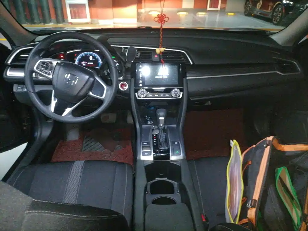 Honda Civic — фото 5