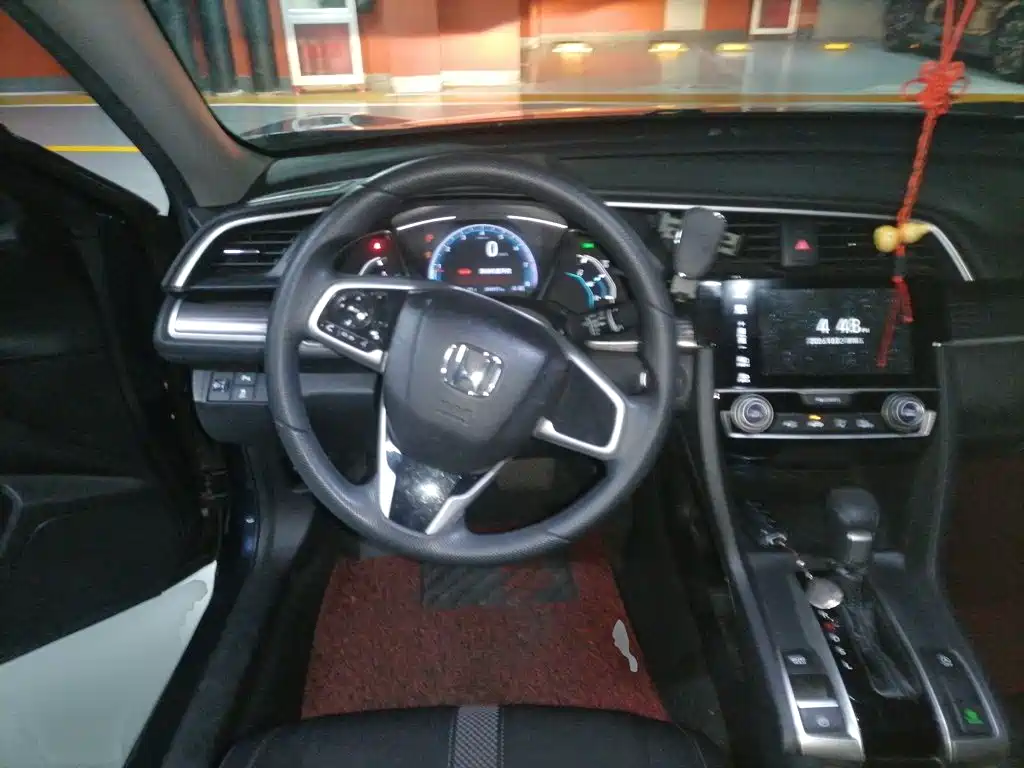 Honda Civic — фото 6