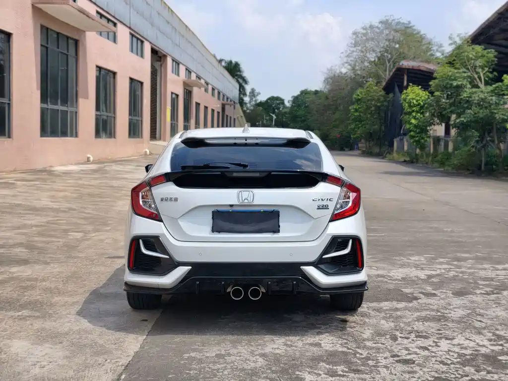 Honda Civic — фото 7