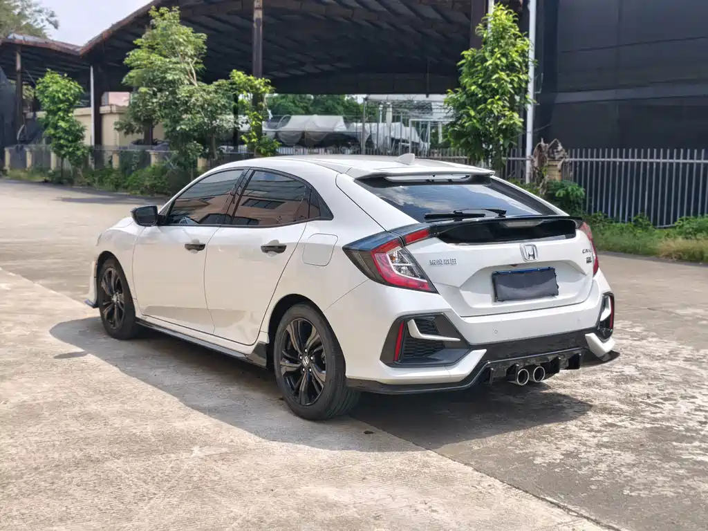 Honda Civic — фото 8