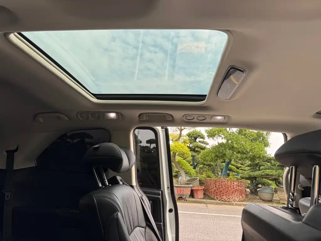 Honda Odyssey — фото 10