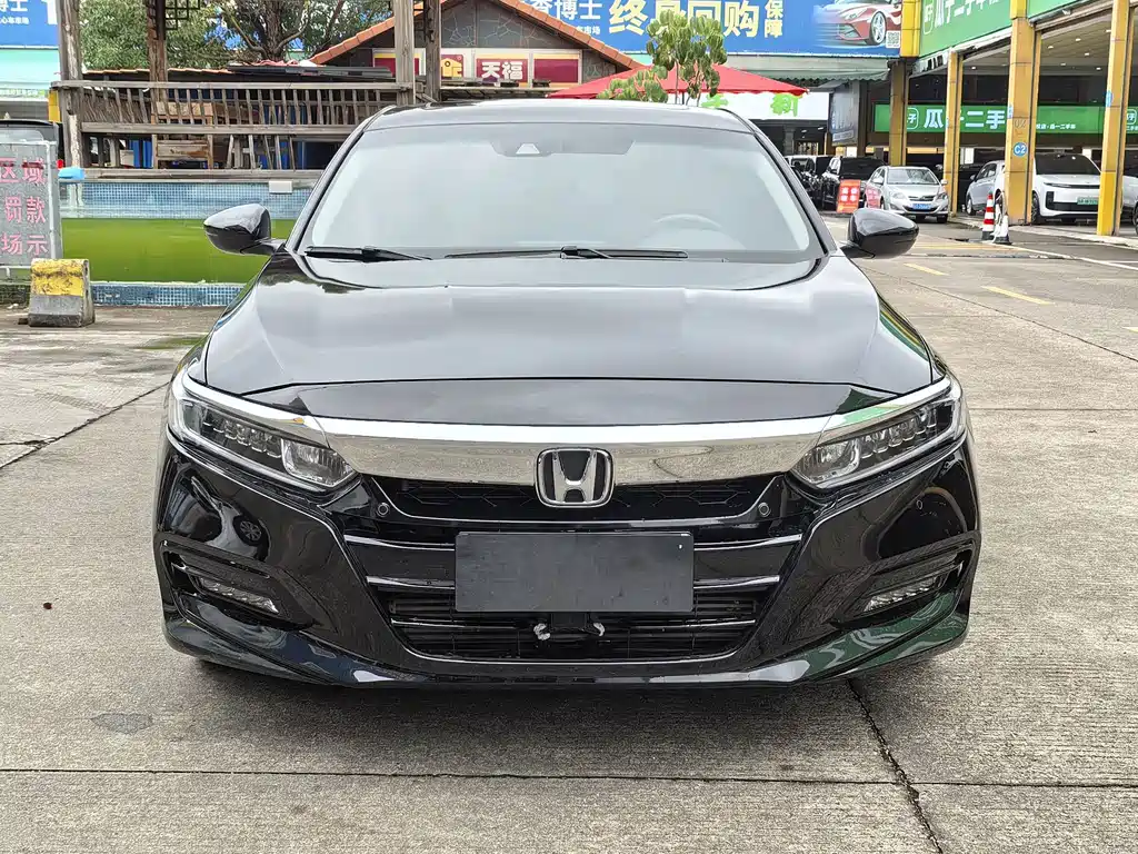 Honda Accord — фото 2