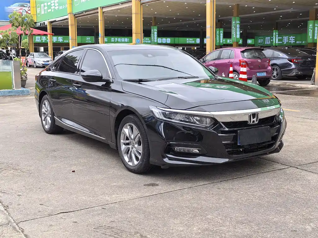 Honda Accord — фото 3