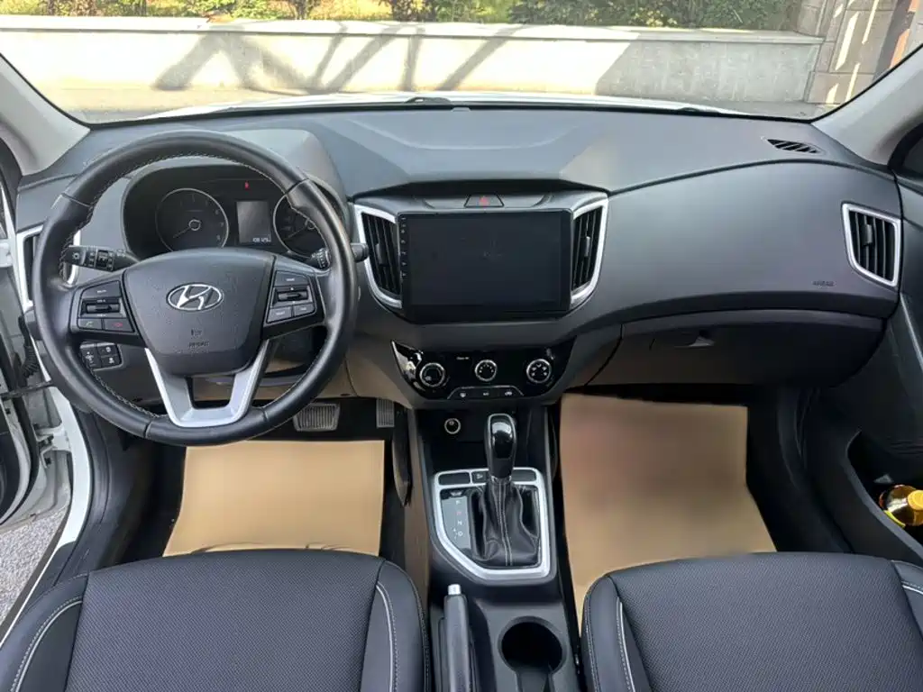 Hyundai ix25 — фото 11