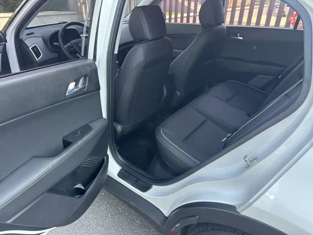 Hyundai ix25 — фото 13