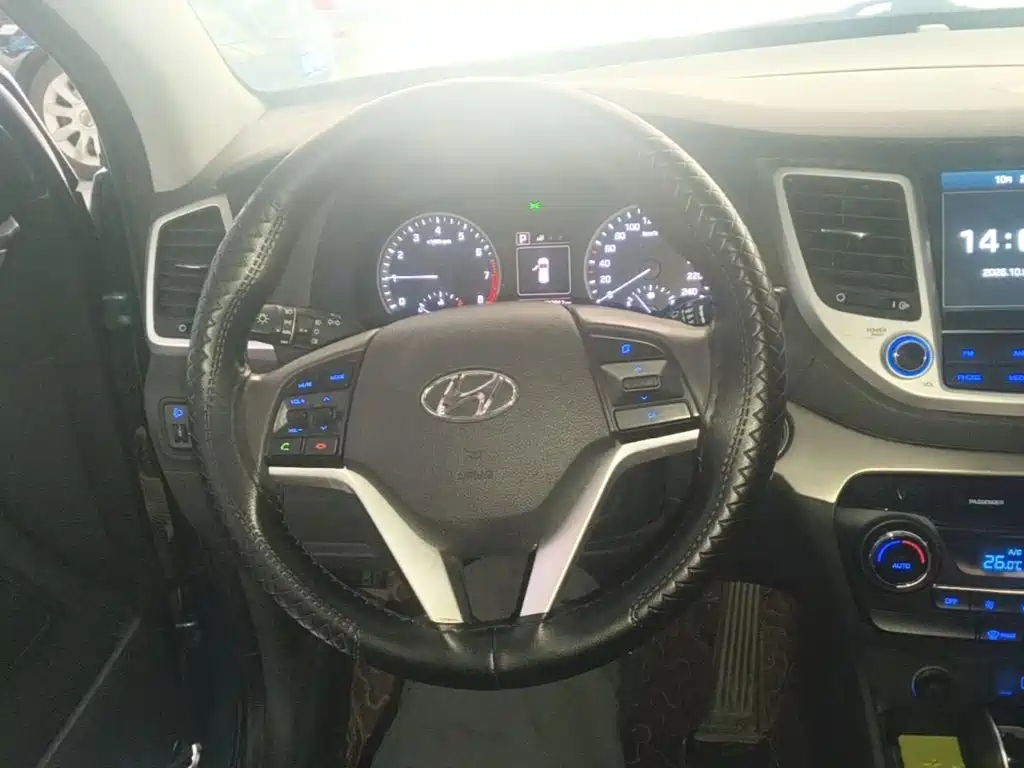 Hyundai Tucson — фото 11