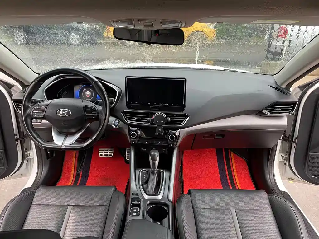 Hyundai Fista — фото 13