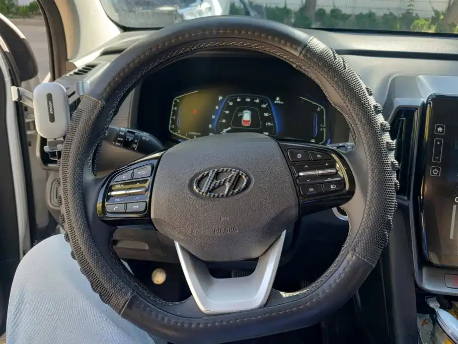 Hyundai ix35 — фото 15