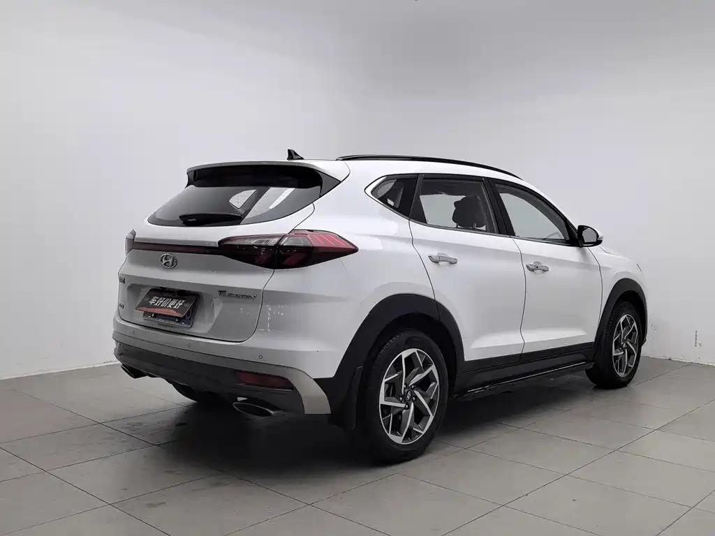 Hyundai Tucson — фото 2