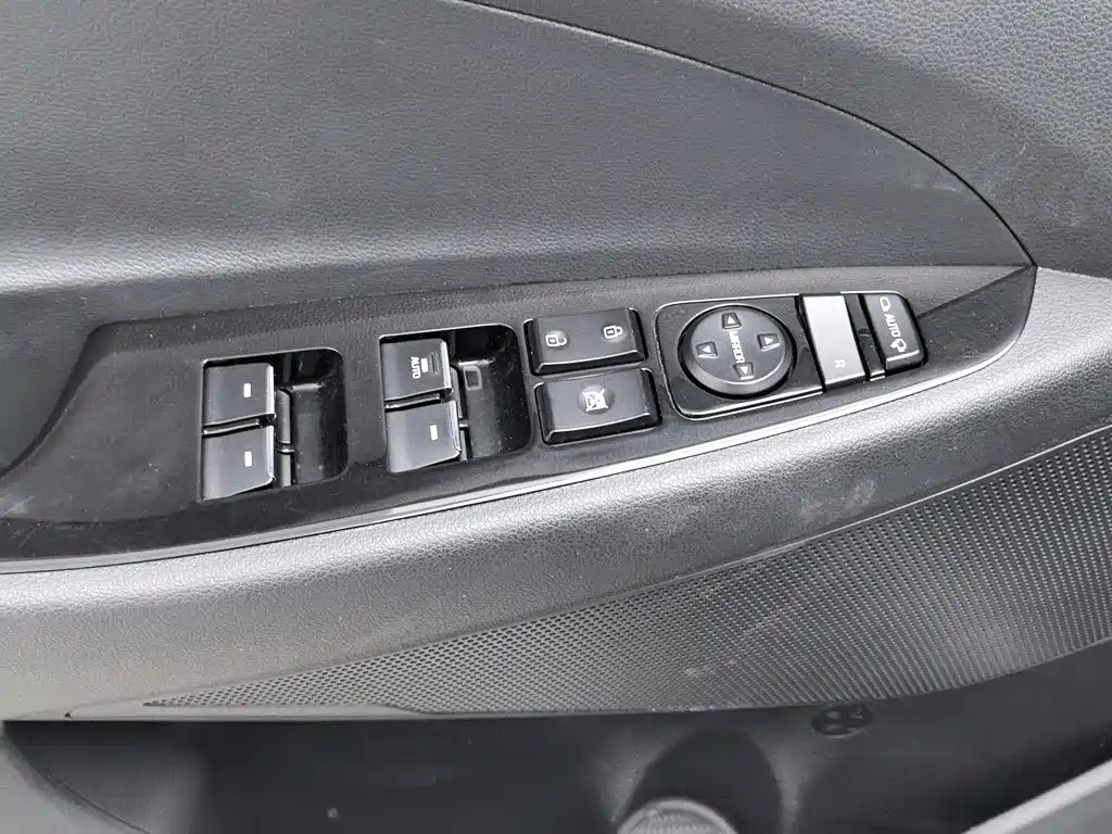 Hyundai Tucson — фото 9