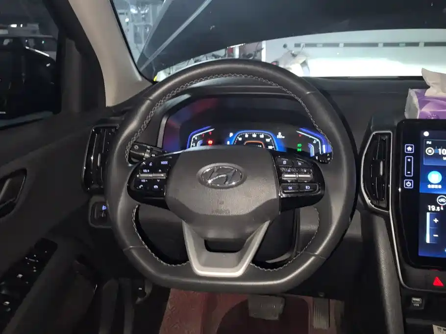 Hyundai ix35 — фото 15