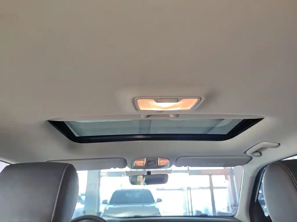 Hyundai ix35 — фото 18