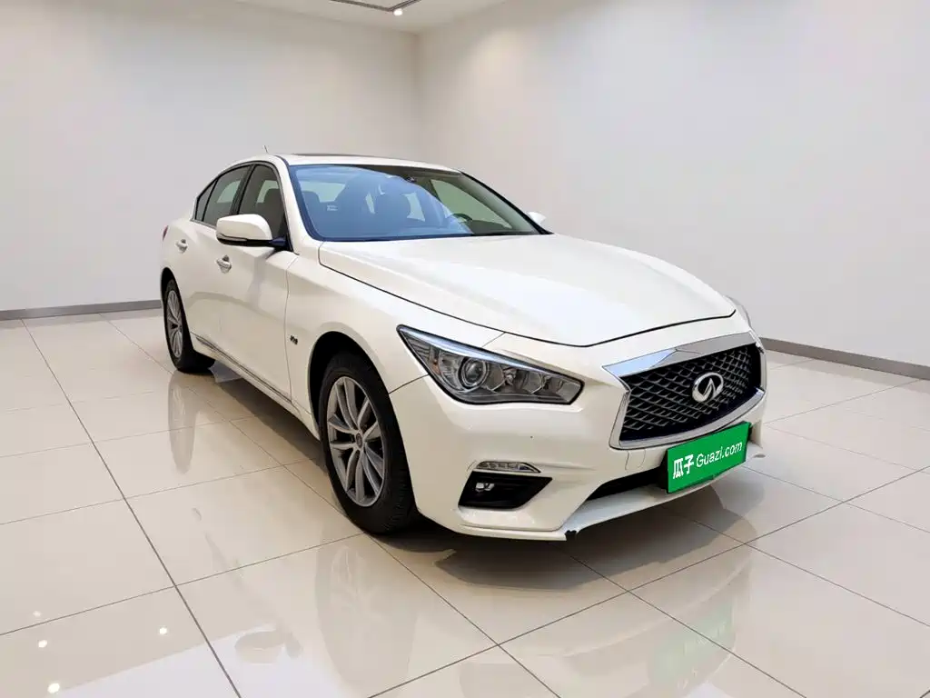 Infiniti Q50L — фото 3