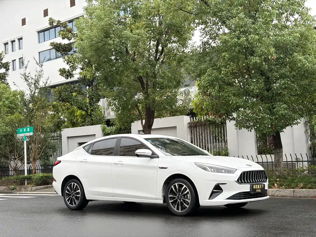 JAC A5 — фото 3