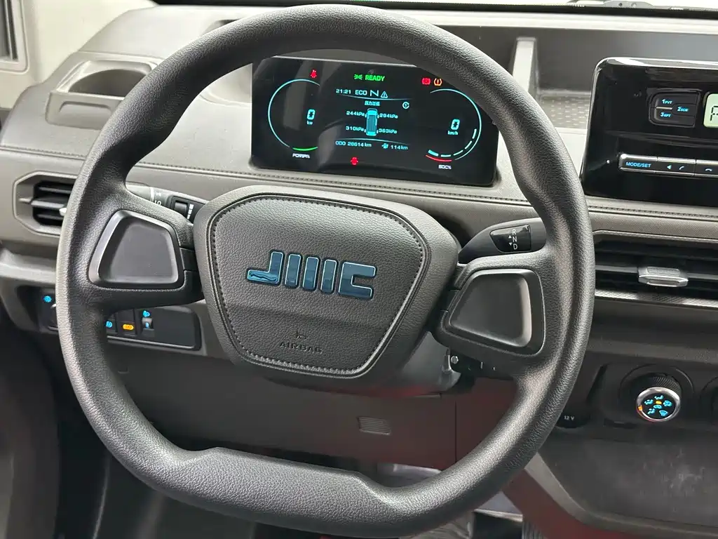 JMC E-Fushun — фото 18