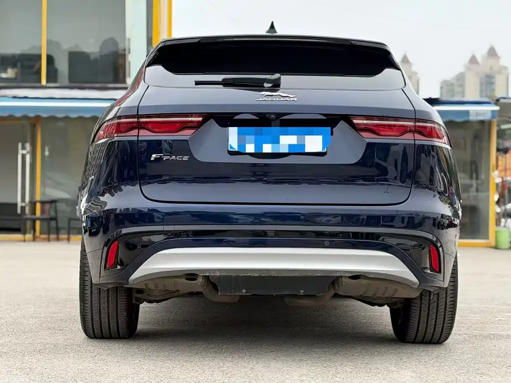 Jaguar F-PACE — фото 7