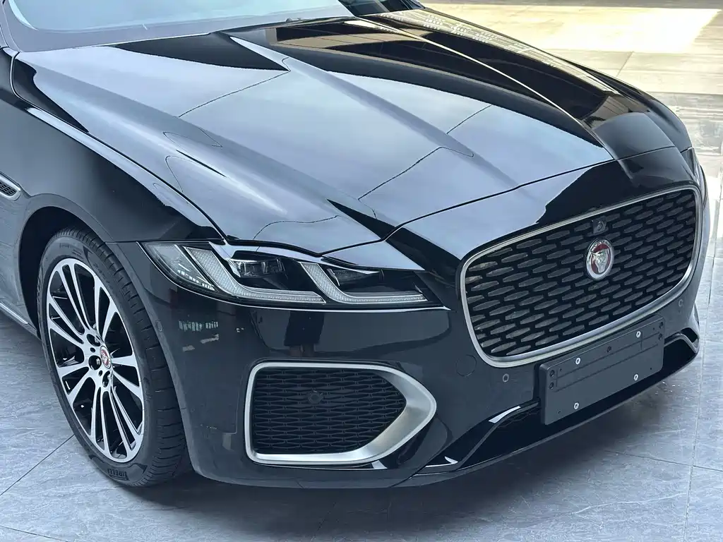 Jaguar XFL — фото 4