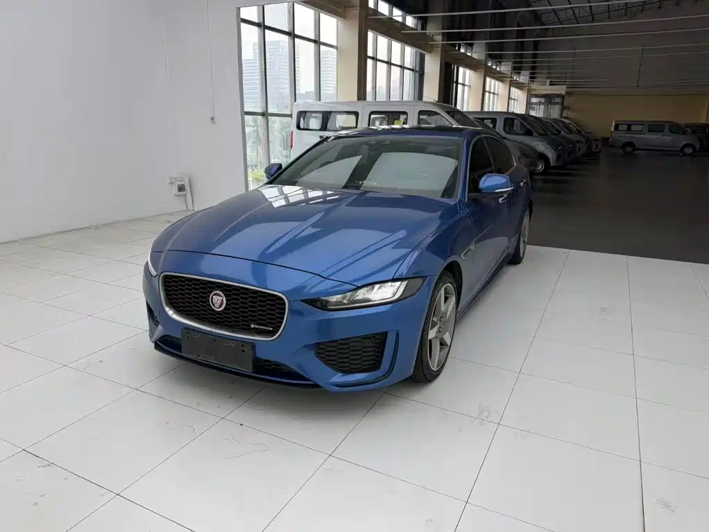 Jaguar XEL — фото 2