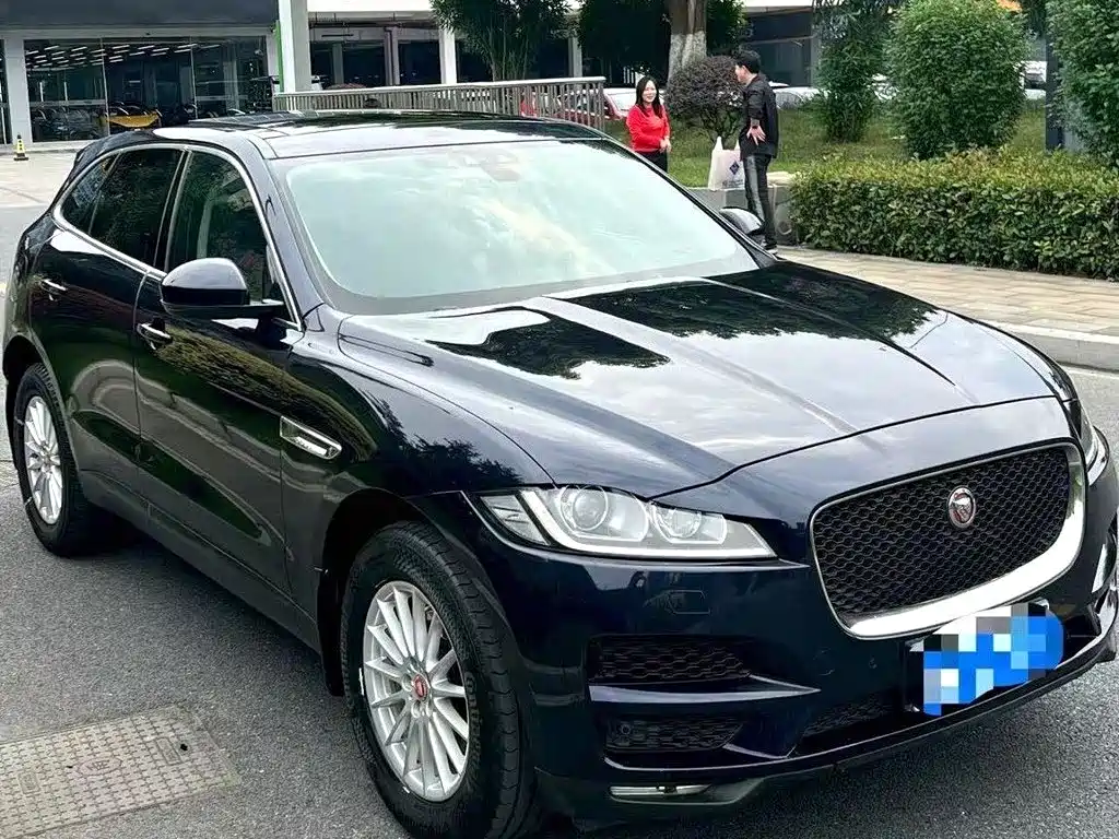 Jaguar F-PACE — фото 3