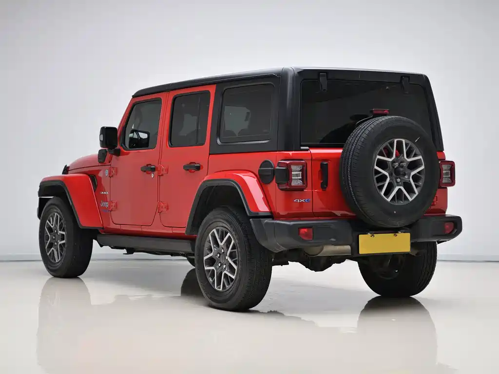Jeep Wrangler PHEV — фото 4