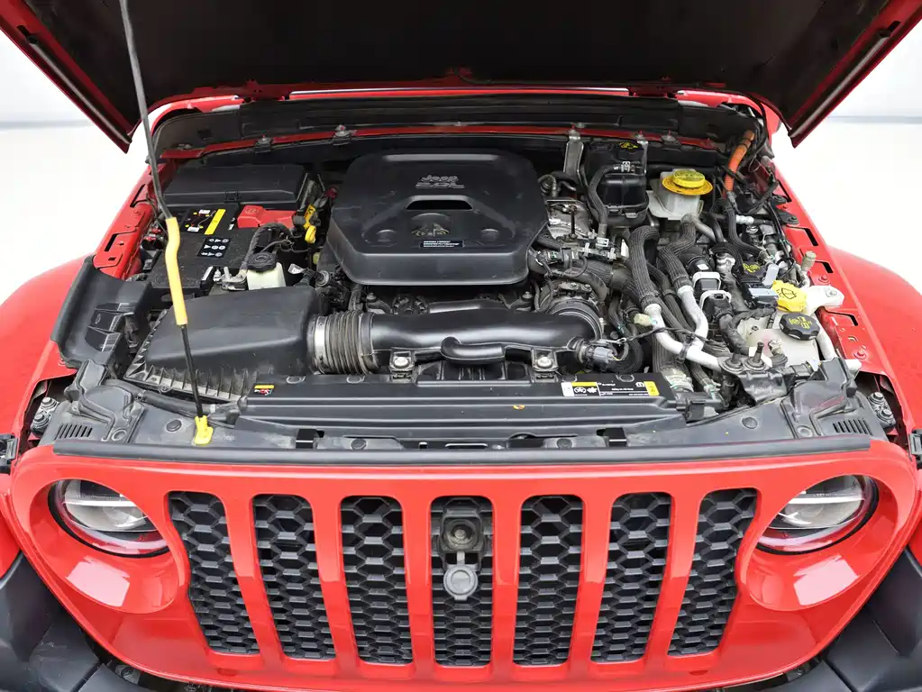 Jeep Wrangler PHEV — фото 9