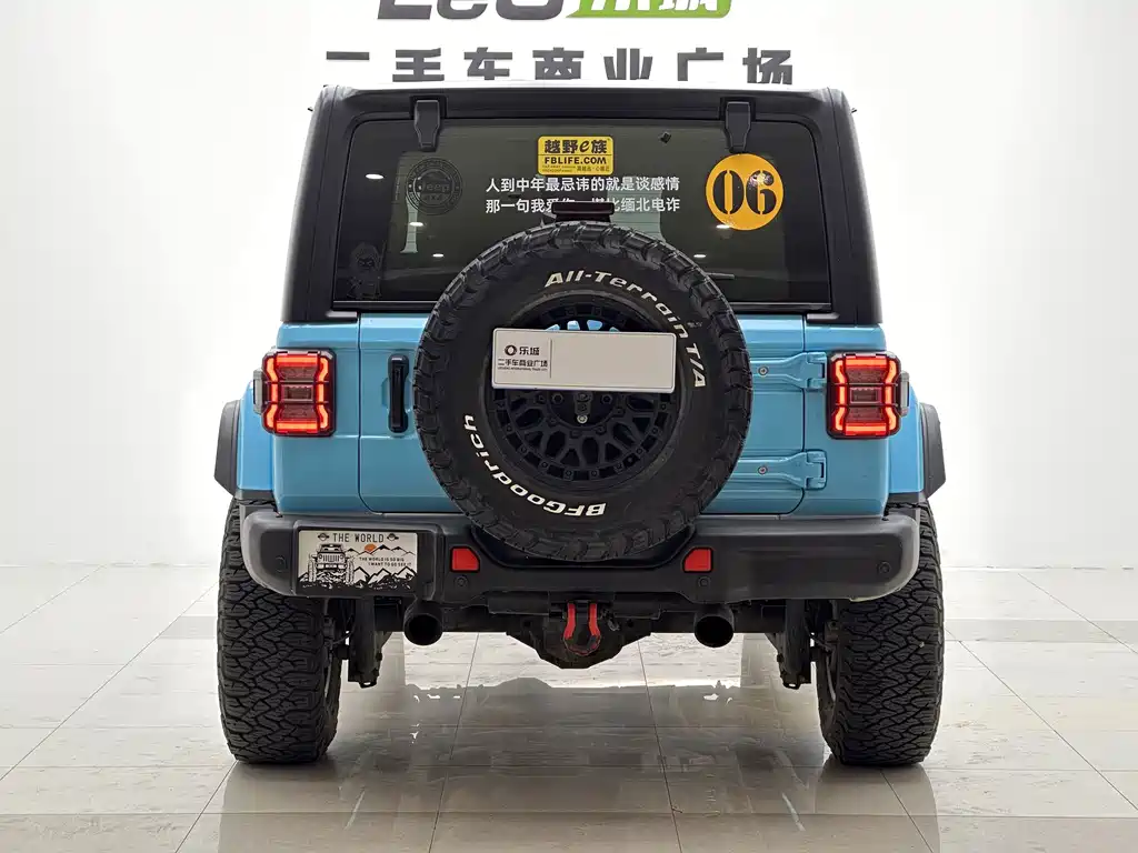 Jeep Wrangler — фото 3