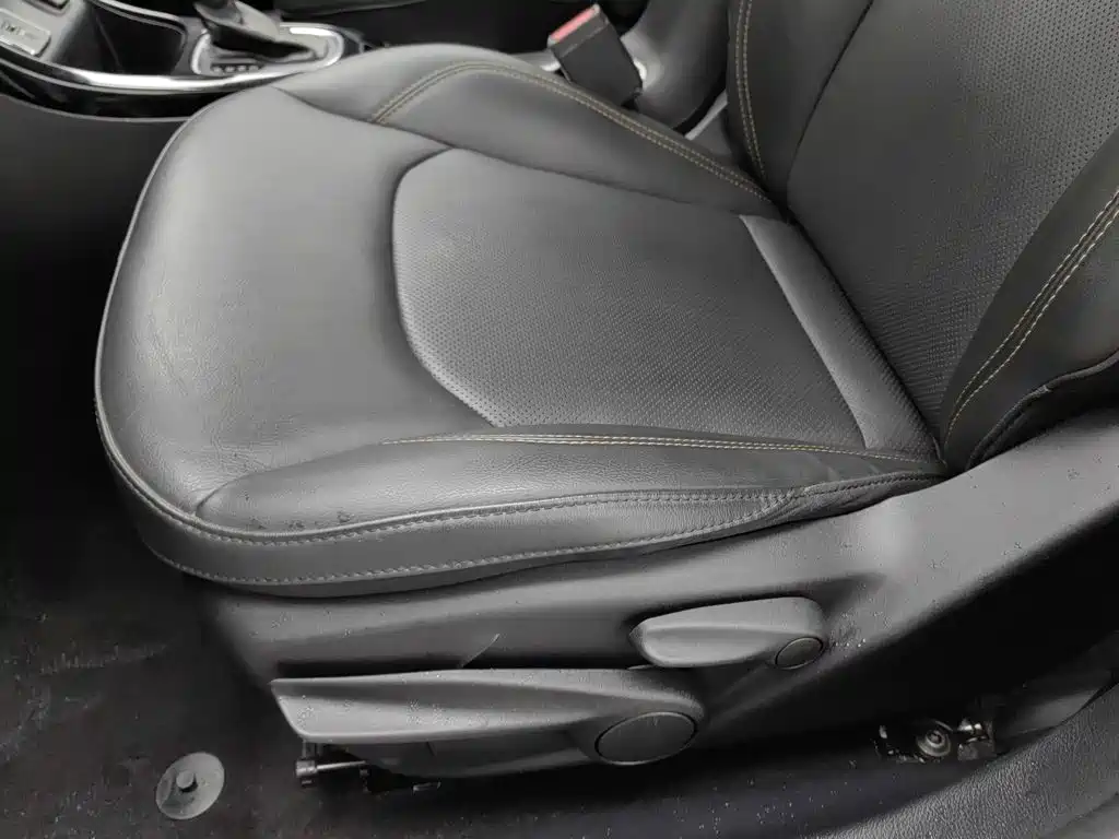 Jeep Compass — фото 20