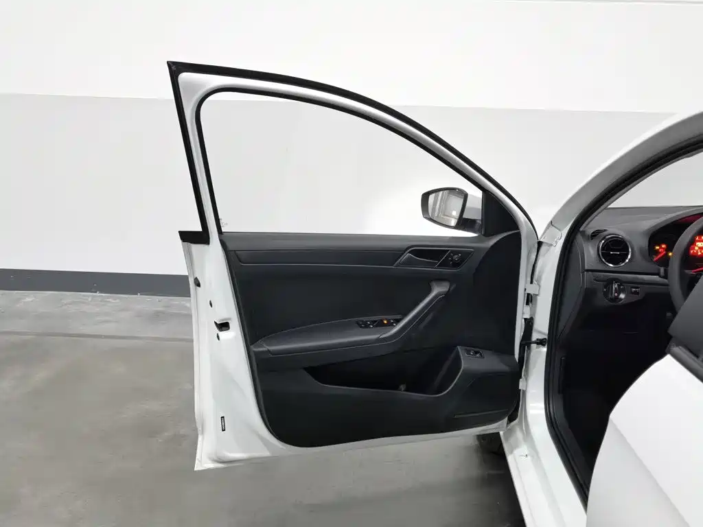 Jetta VA3 — фото 8