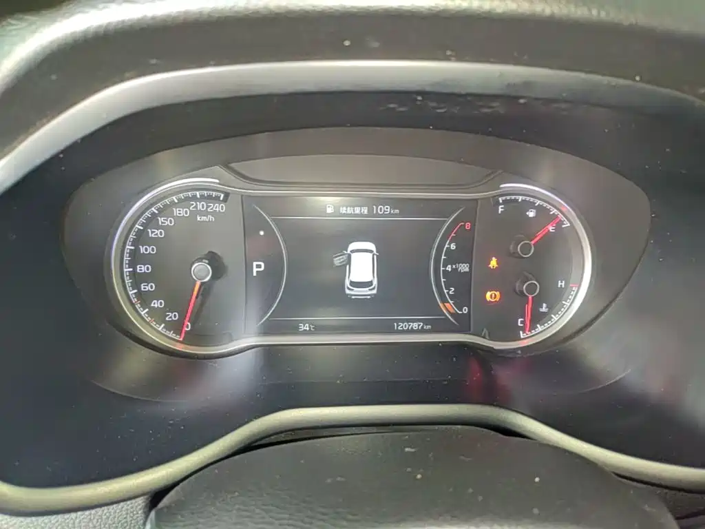 Kia Sportage — фото 8