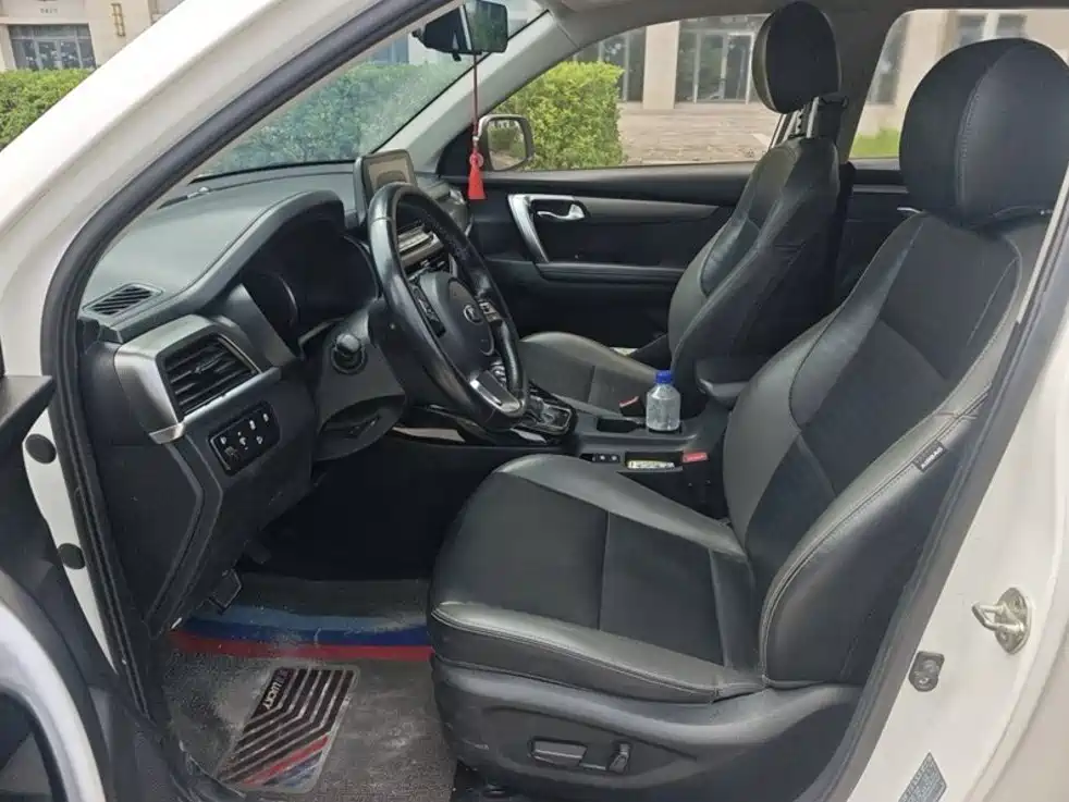 Kia Sportage — фото 14