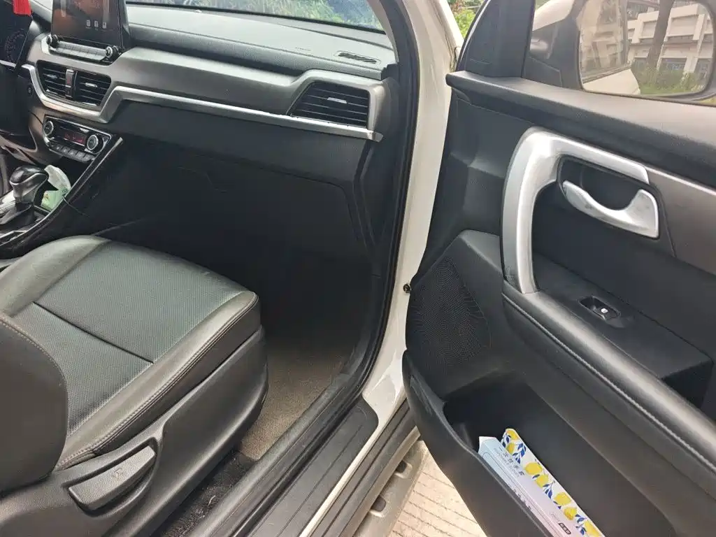 Kia Sportage — фото 18