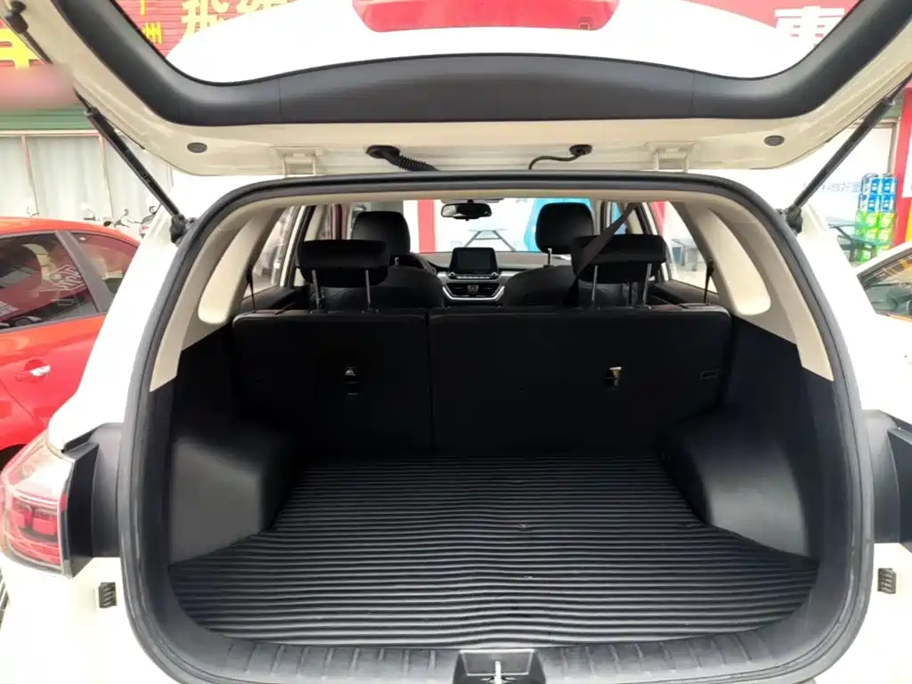 Kia Sportage — фото 19