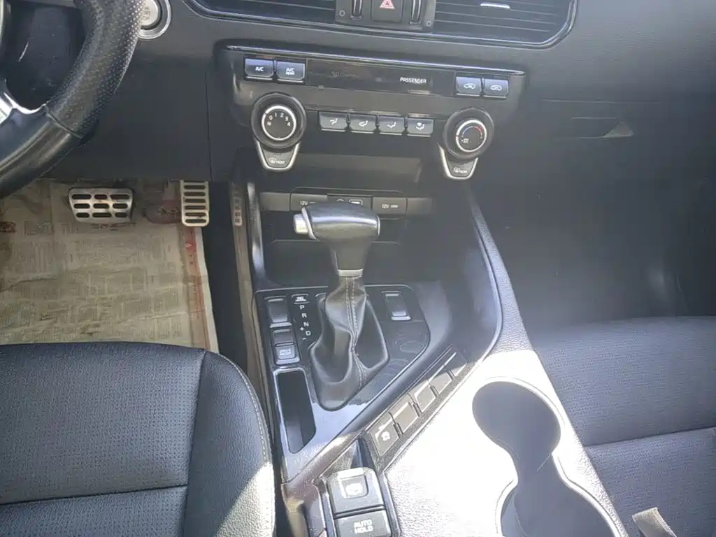 Kia KX7 — фото 14