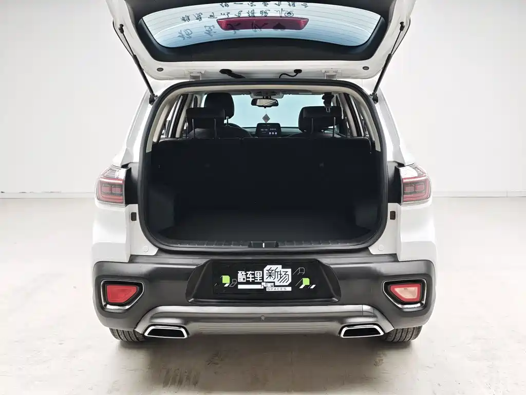 Kia Sportage — фото 11