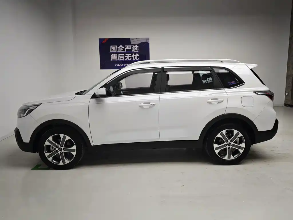 Kia Sportage — фото 9