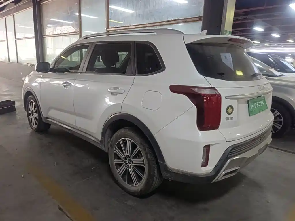 Kia Sportage — фото 5