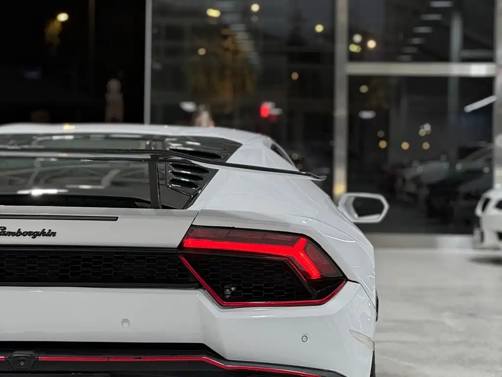 Lamborghini Huracán — фото 10
