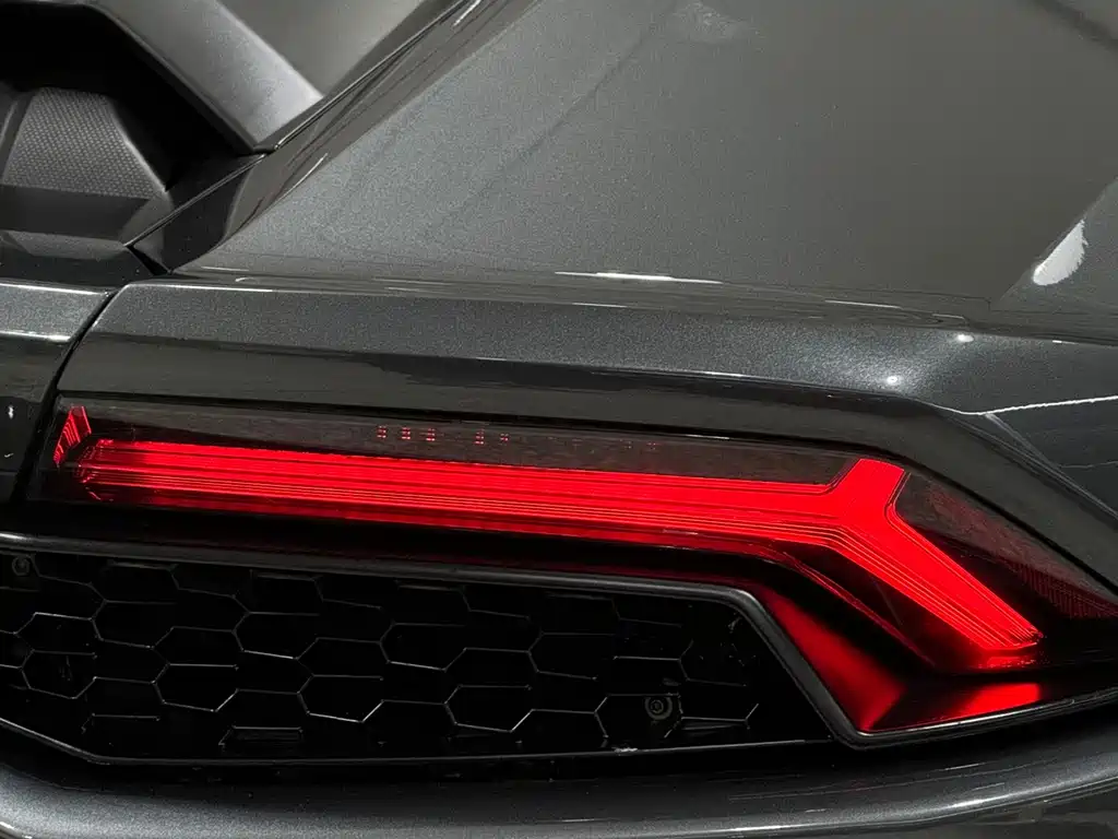 Lamborghini Huracán — фото 14