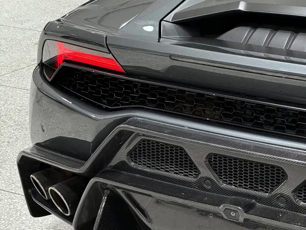 Lamborghini Huracán — фото 8