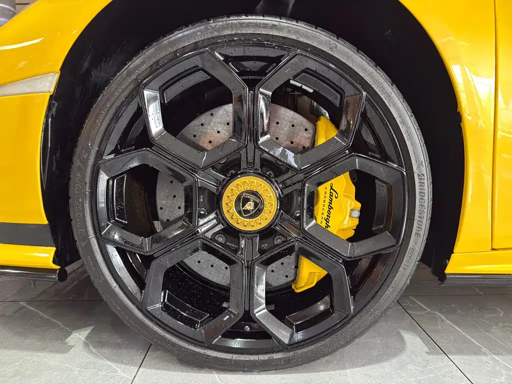 Lamborghini Huracán — фото 10
