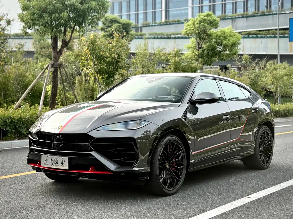 Lamborghini Urus SE