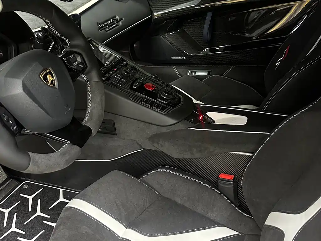 Lamborghini Aventador — фото 3