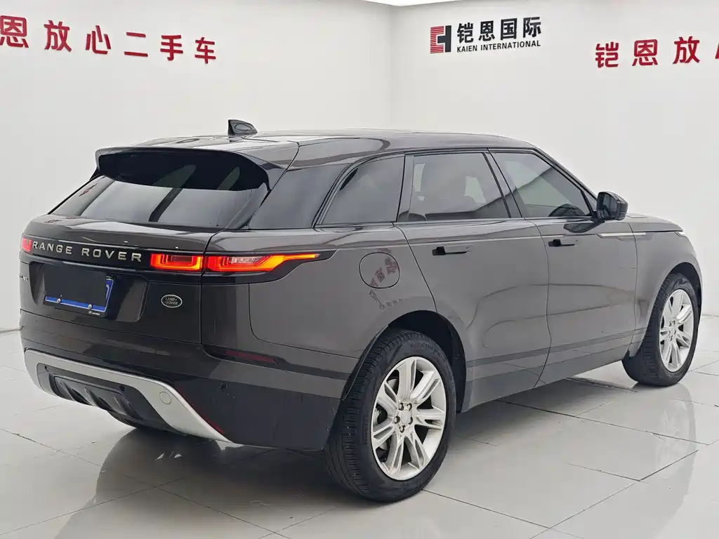 Land Rover Velar — фото 20