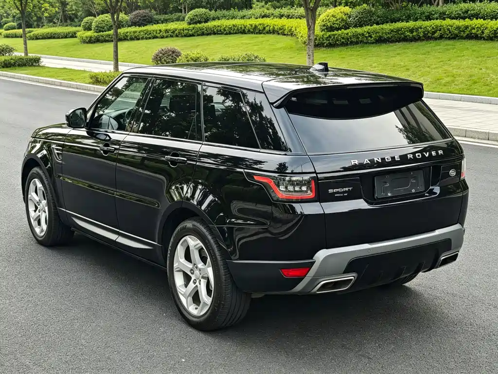 Land Rover Sport PHEV — фото 14