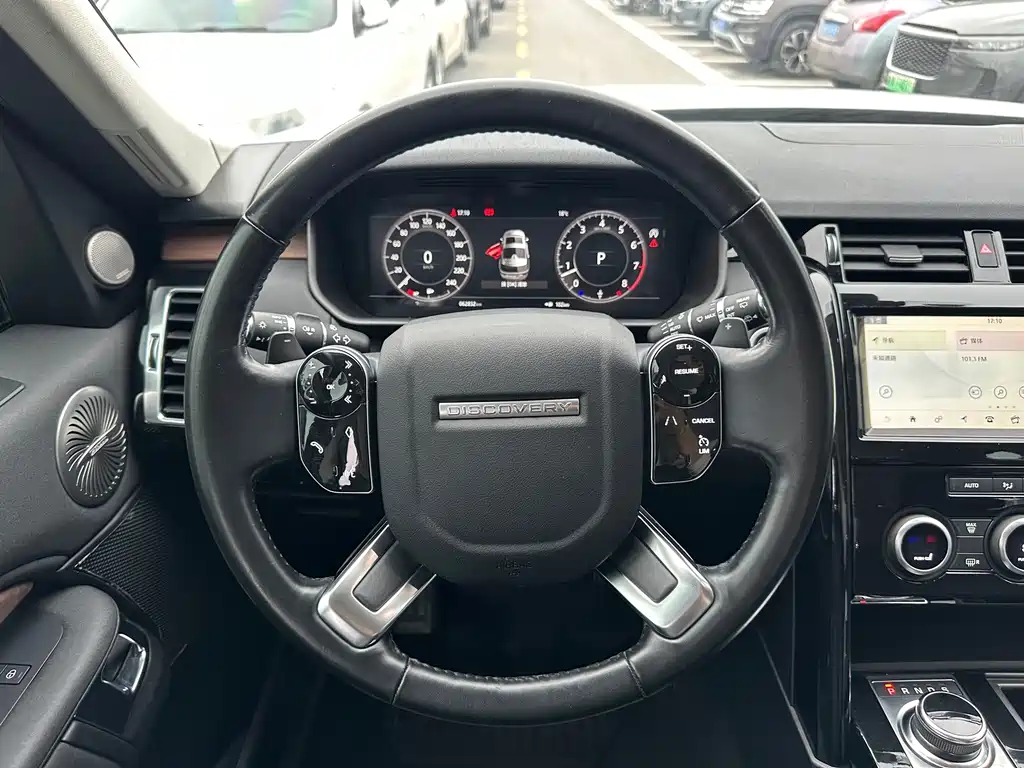 Land Rover Discovery — фото 12