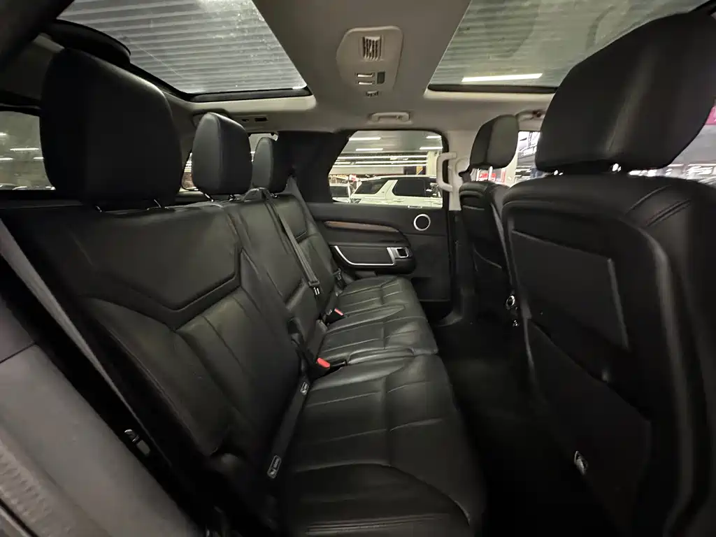 Land Rover Discovery — фото 14