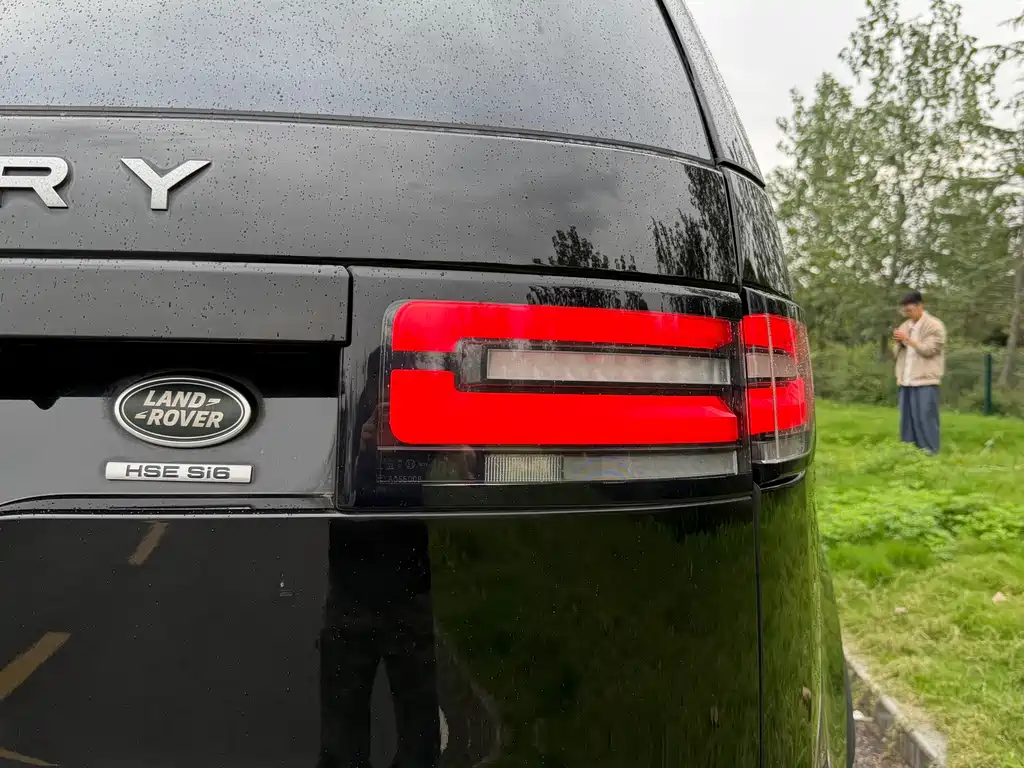 Land Rover Discovery — фото 10