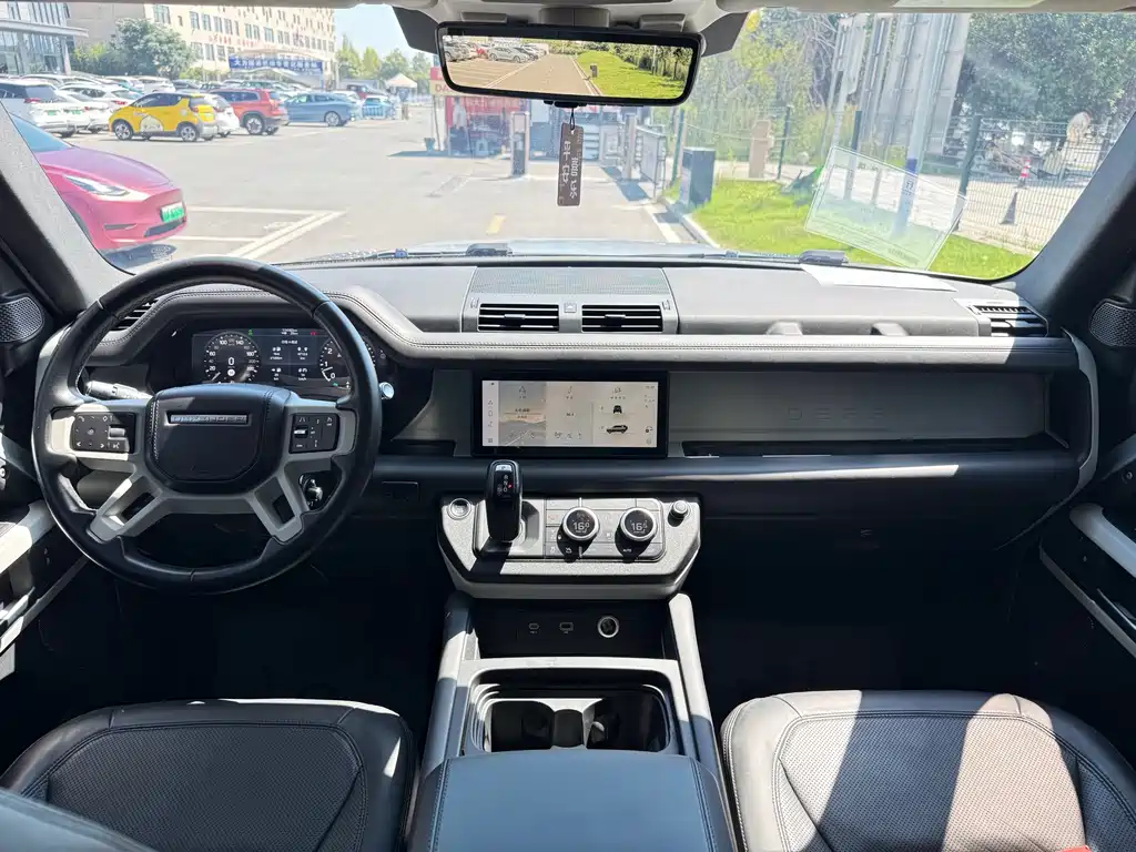 Land Rover Defender — фото 21